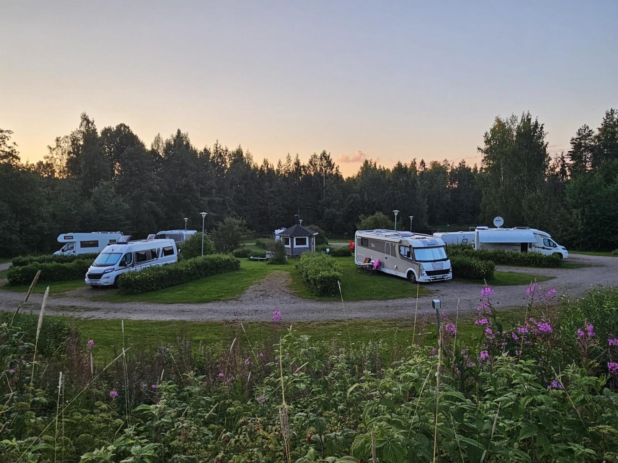 Haennilaensalmi Camping Viitasaari Ngoại thất bức ảnh